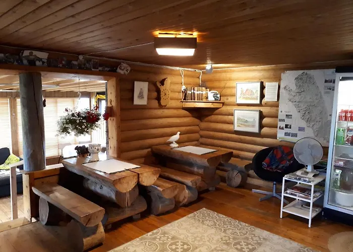 营地 Laetasenonmajat *